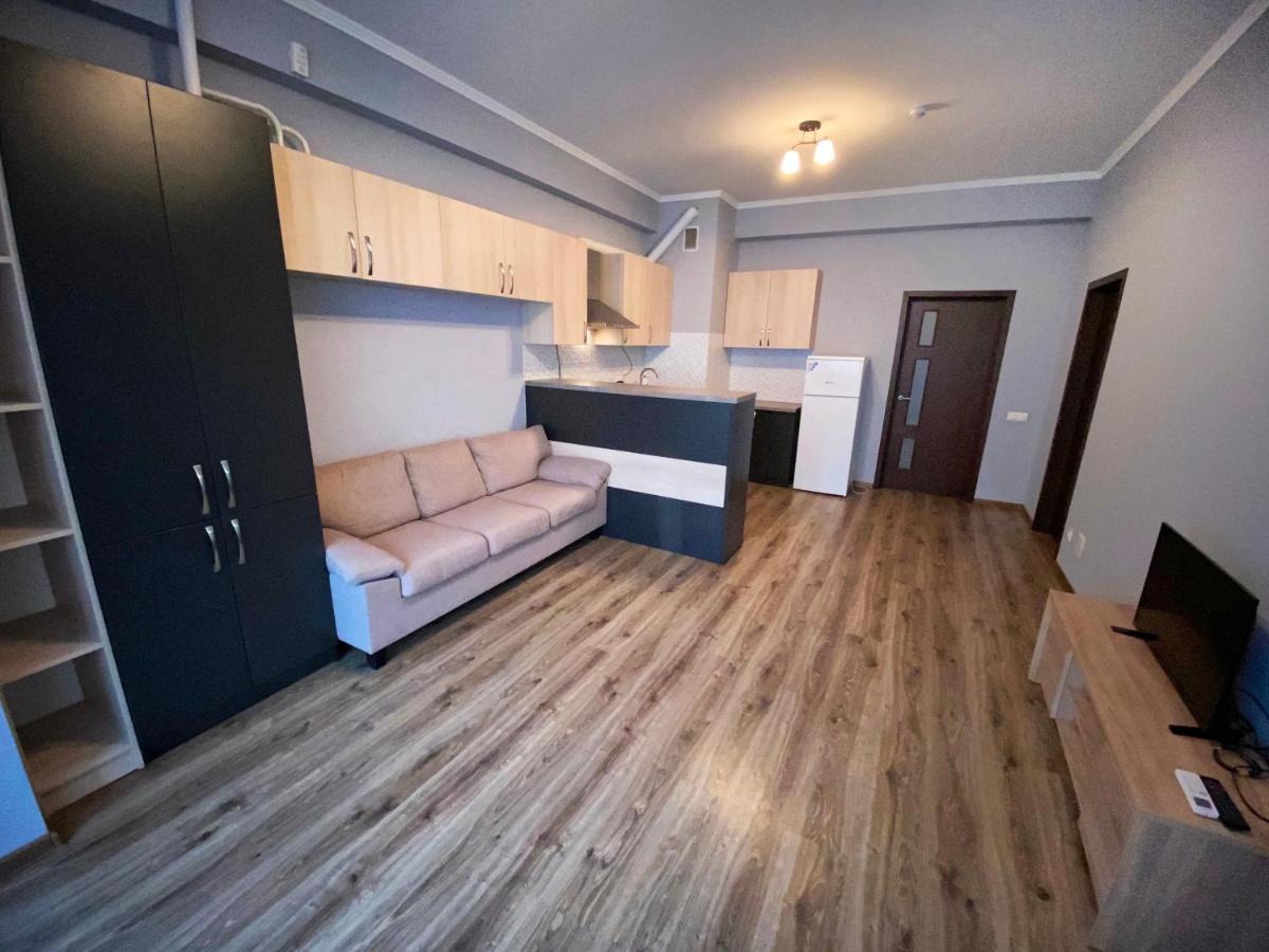 Sky House Central Apartment キシナウ エクステリア 写真